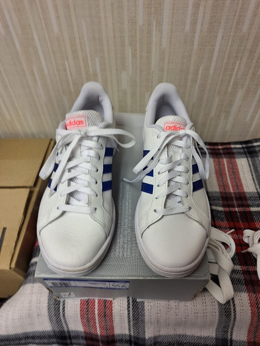 Womens Adidas Grand Court Sneakers - 7.5